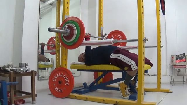 Pin Bench Press 115 kgs 253 lbs x 1 rep смотреть онлайн