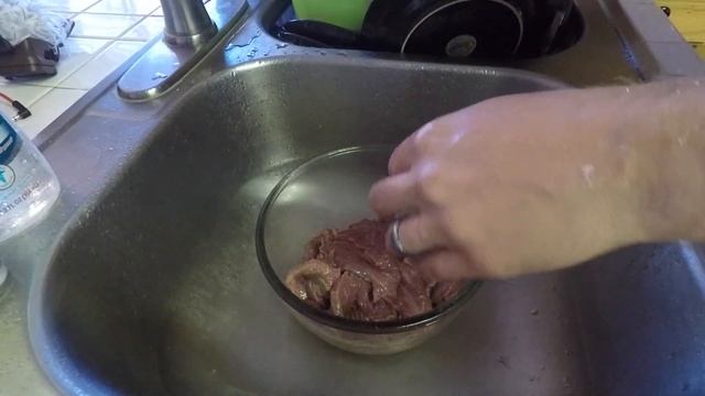 How to Make Jerky Easily with Waterfowl! (Duck and Goose) смотреть онлайн