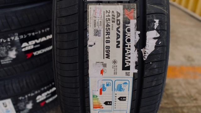 ยางYOKOHAMA ADVAN dBV552ขนาด215/45-18 смотреть онлайн