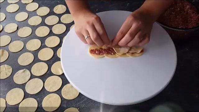 Rosen Manti Rezept / Gül Manti Tarifi смотреть онлайн
