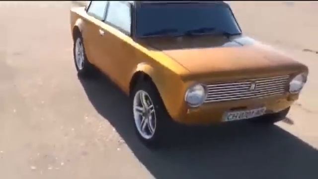 ВАЗ 2101 тюнинг своими руками Тазы Валят Ретро авто СССР смотреть онлайн