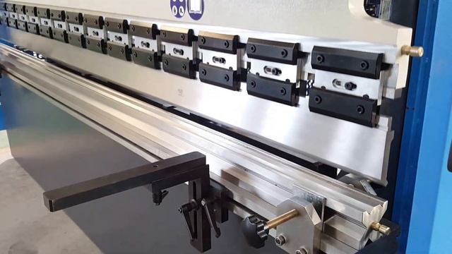 New Accurl 125T Sheet Metal Bending Machine 6mm,Hydraulic Press Brake WC67Y-125T 3200 for China смотреть онлайн