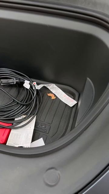 Tesla Model Y - Maintenance Free My A** смотреть онлайн