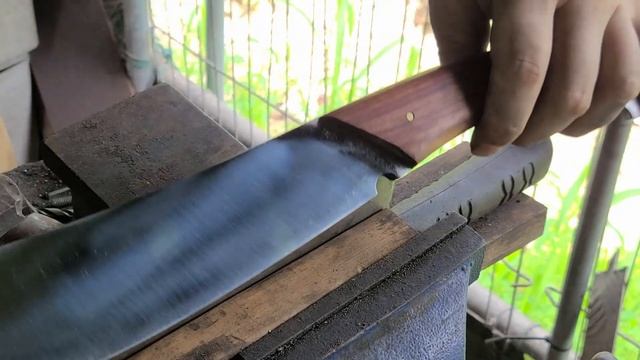 Camping Knife Hardness Test смотреть онлайн