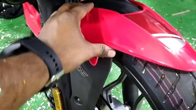 Bajaj Pulsar F250 vs Rs200 Details Comparison | Price | Specs | Top Speed | Mileage | Rs 200 vs f20 смотреть онлайн