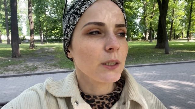 Стояла у станка и думала о пенсии смотреть онлайн
