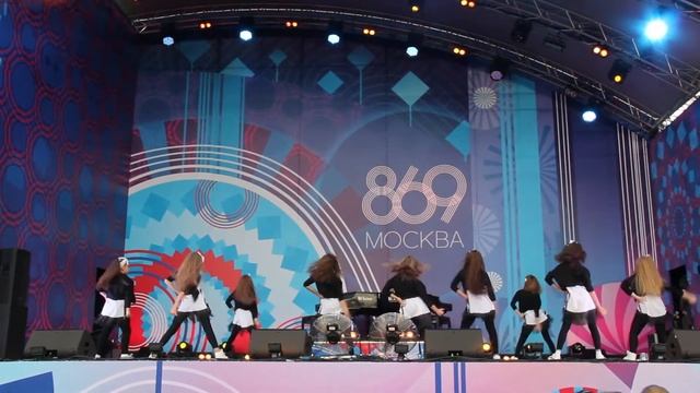 Студия Резонанс X-Fit Марьино. Выступление на Дне города 10.09.16 смотреть онлайн