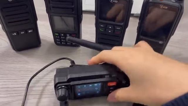 TD-M6 PoC mobile radio operate on Zello App смотреть онлайн