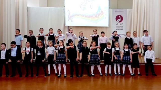 Ох уж эта школа! Хор 2 "б" класса МОАУ СОШ 11. Руководитель Воропаева С.Н. смотреть онлайн