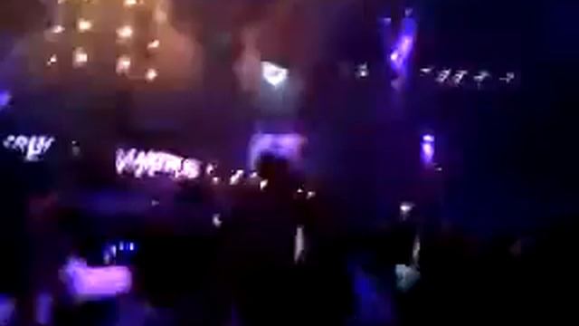 sensantion white 2008 (carlos focus y santi) смотреть онлайн