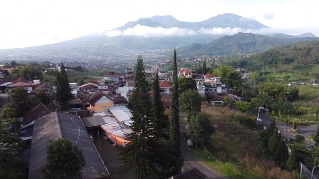 Drone kota Batu Malang Paralayang Hotel Victory batu malang смотреть онлайн