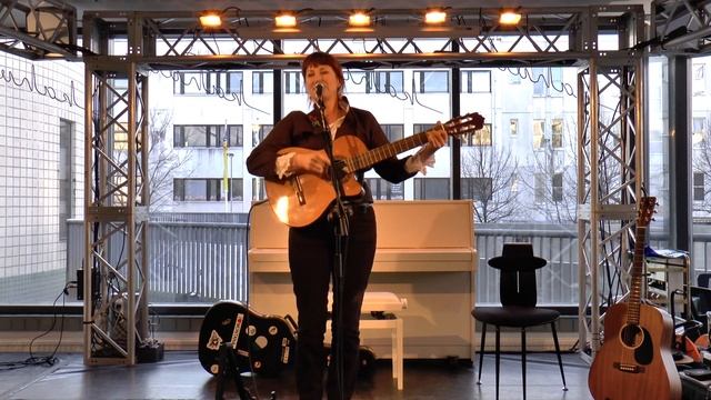 Ты не грусти, душа (Л. Сабинина) смотреть онлайн