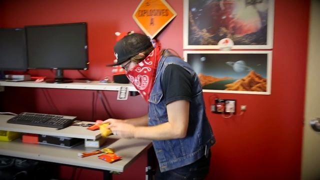 SparkFun Redboard and Inventor's Kit for Photon смотреть онлайн