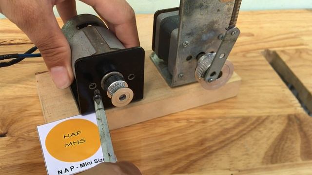 Scroll saw with 775 . motor | NAP mini size смотреть онлайн