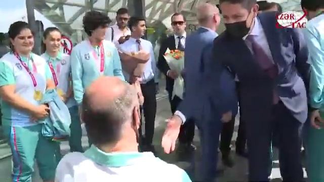 Последняя группа членов нашей национальной паралимпийской команды вернулась на Родину смотреть онлайн