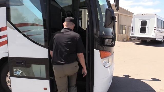 Used 2008 Setra S417 Highway Coach C00646 смотреть онлайн