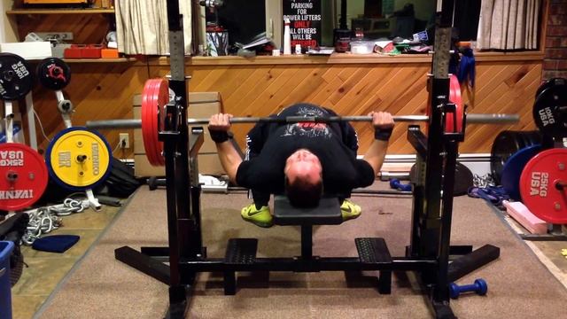 374 Lb/170 Kg Bench Press 6x1 +396 смотреть онлайн