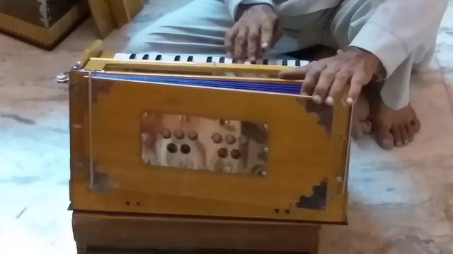 2.45 Octave & 4 Stops Natural Color Harmonium By Ganpati Musicals смотреть онлайн