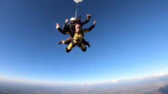 Tandem Skydive Castro смотреть онлайн