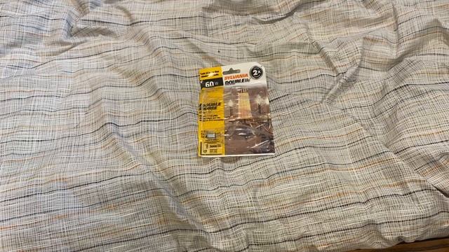 Sylvania B10 60 Watt Clear Incandescent Light Bulbs смотреть онлайн