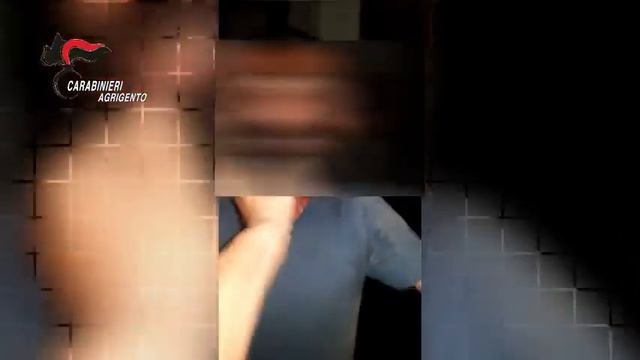 Licata, sequestrano e torturano disabili: 3 fermi [STUDIO 98] смотреть онлайн