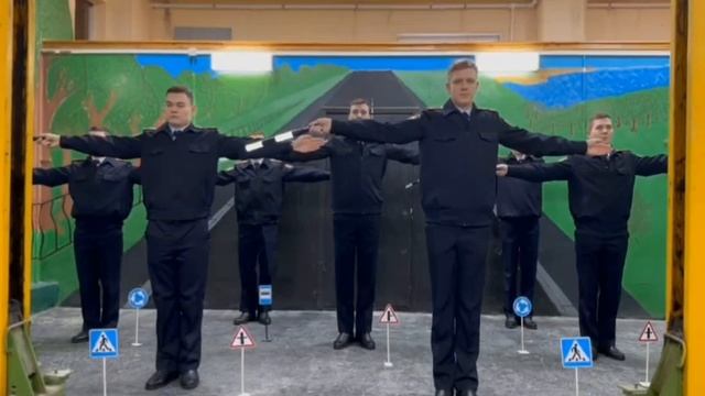 Курсанты университета имени В.Я. Кикотя и рузские госавтоинспекторы поздравляют с Днём студента смотреть онлайн