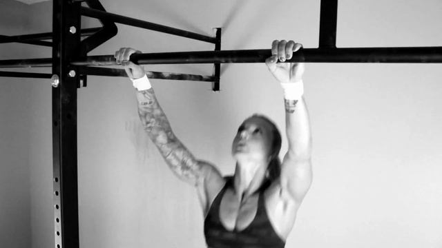 Gamma Fitness - Christmas Abbott смотреть онлайн