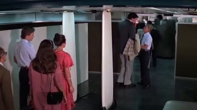 James Bond - Jaws At The Airport