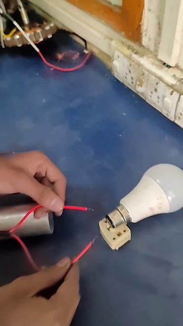👨🔧⚡capacitor on LED bulb⚡#iti #shorts #video #youtubeshorts #viral #viralvideo смотреть онлайн