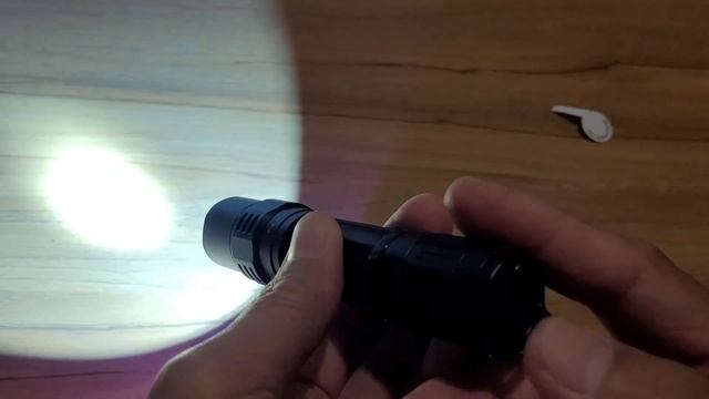 รีวิวไฟฉาย Fenix PD35R 1700 Lumens ไฟฉายยุทธวิธีขนาดกะทัดรัด смотреть онлайн