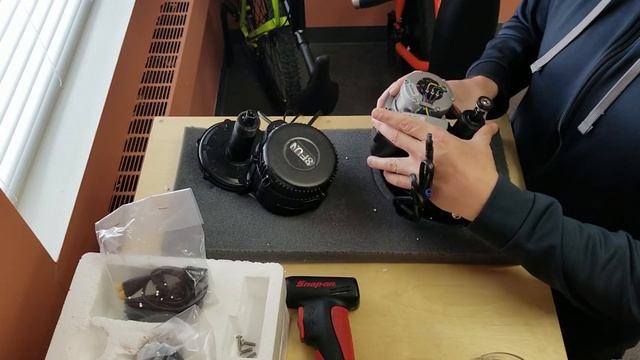 eBike Mid Motor BBS02 and TSDZ2 Comparison - Video 1 Benchtop Side by Side - Volton Bicycles смотреть онлайн