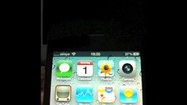 iPhone 4 with iPad-Power-Adapter смотреть онлайн