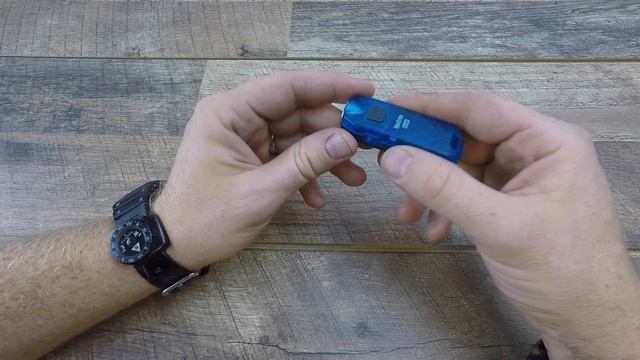 560 Lumens for $30! Mecarmy SGN5 EDC Flashlight смотреть онлайн