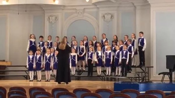 Хор мальчиков зайчиков и девочек припевочек