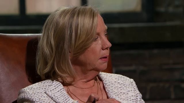 Dragons' Compete Over This Sweet Deal | SEASON 18 | Dragons' Den смотреть онлайн