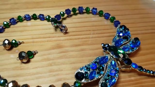 123. Украшения своими руками. Колье для Карол. смотреть онлайн