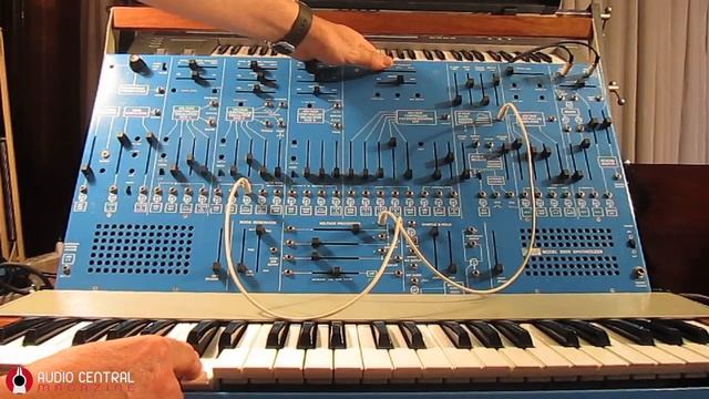 ARP 2600 Blue Meanie Ring Mod смотреть онлайн