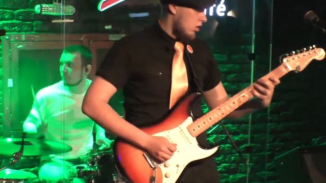 Gran Torino - Go Johnny Go (Chuck Berry Cover) (Live in Rock's Cafe 06.05.16) смотреть онлайн