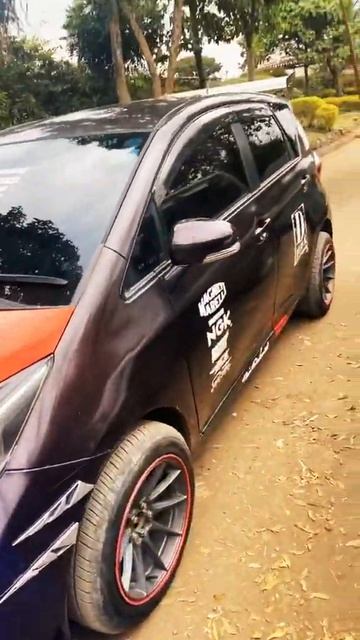Toyota Ractis modified смотреть онлайн