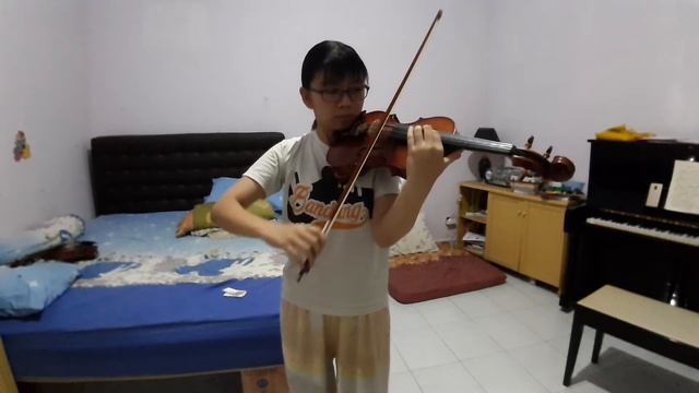 E major scale spiccato, arpeggio, double stop 10th смотреть онлайн