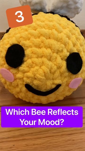 Which Bee Reflects Your Mood? #shorts смотреть онлайн