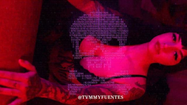 Tommy Fuentes (Feat. Vohn Verez, Archival Grams, Octavia Rose & Rocky Emerson) - Joan of Arc (Visua смотреть онлайн