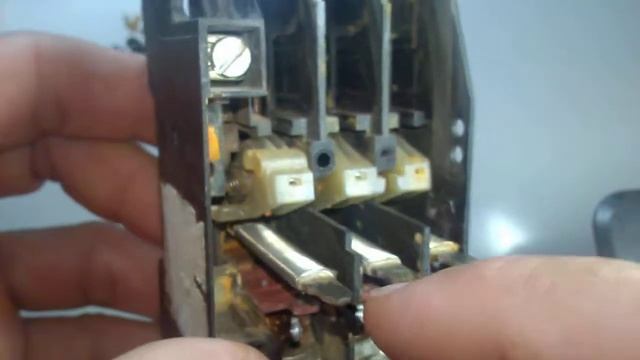 3VU1300-1MD00 مميزات القاطع التفاضلي смотреть онлайн