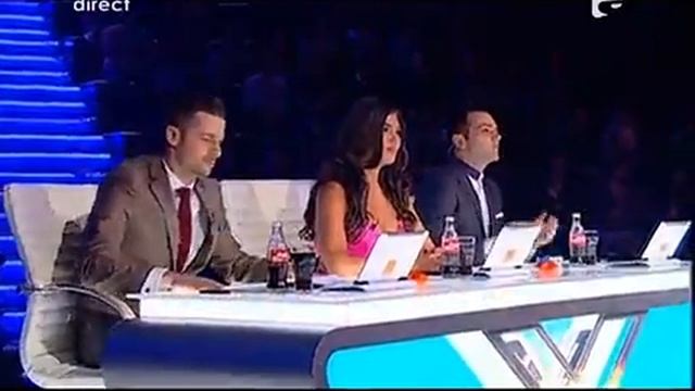 Andrei Leonte & Alin Pascal Band - Move like Jagger ( Maroon 5 cover) смотреть онлайн