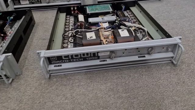 Lụm Ngay Các Bác - Còn 2 Em CROWN Macro Tech 1200 Hàng Lưu Kho Rất Đáng Sưu Tầm смотреть онлайн