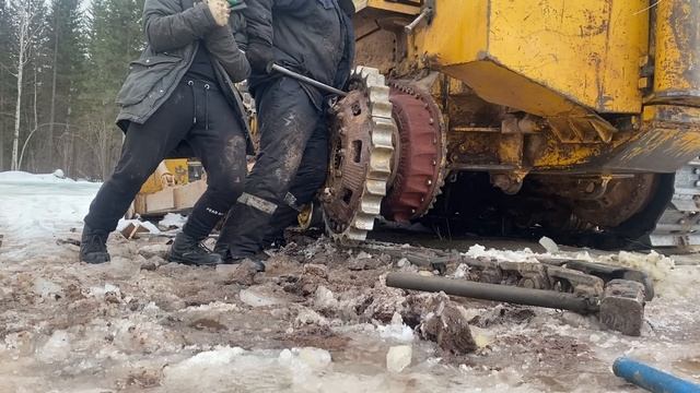 Бульдозер Б10 сборка бортовой ремонт смотреть онлайн
