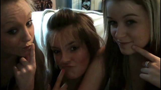 SH3LL3YY . GGG . JOSIE . CHARZYY FOREVERR X смотреть онлайн