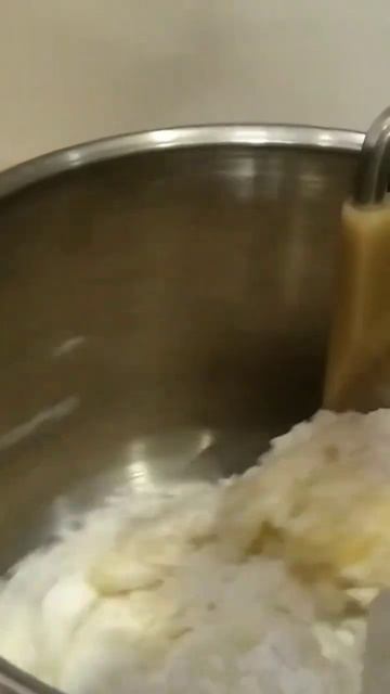 Канди для пчёл. Тестомес смотреть онлайн