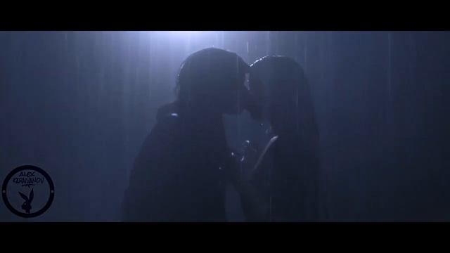 Two Feet Love Is A Bitch remix bass смотреть онлайн