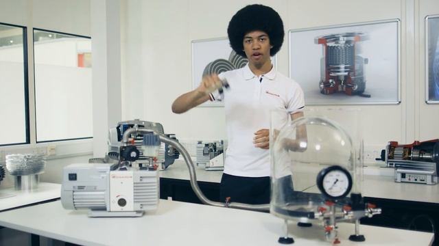 Experiment #8 Demonstration of relative air pressures and the force of suction with a suction cup смотреть онлайн